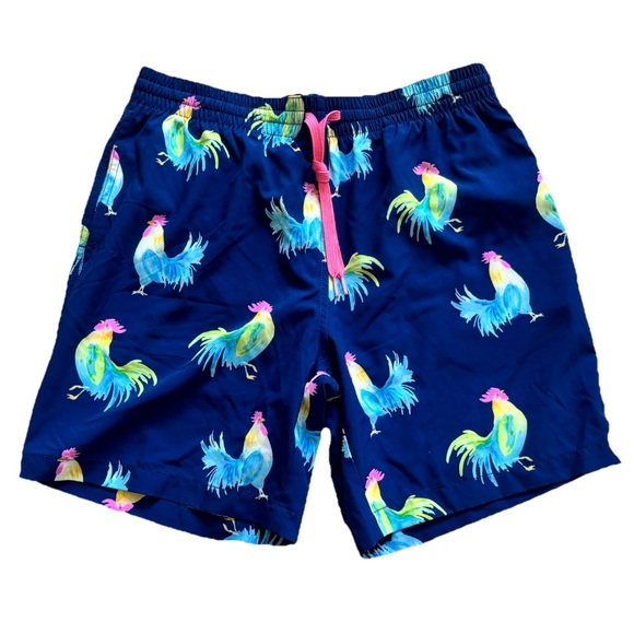 CHUBBIES ROOSTER Print Swim Shorts Size Medium 7” Novelty Artsy Fun Vacation - Picture 1 of 6